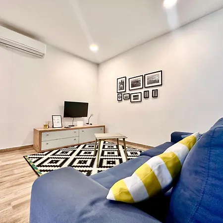 Charming Retreat Off The Sea Front * Gzira