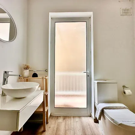 Charming Retreat Off The Sea Front Διαμέρισμα Gzira