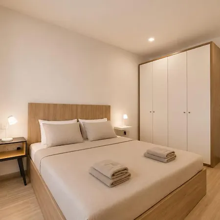 Charming Retreat Off The Sea Front Διαμέρισμα