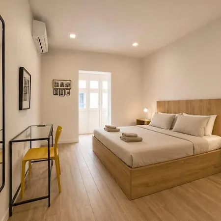 Διαμέρισμα Charming Retreat Off The Sea Front *