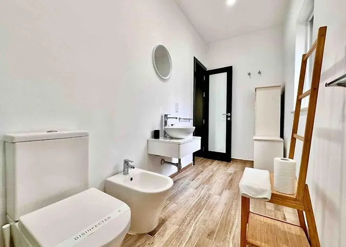 Charming Retreat Off The Sea Front Apartman Gżira