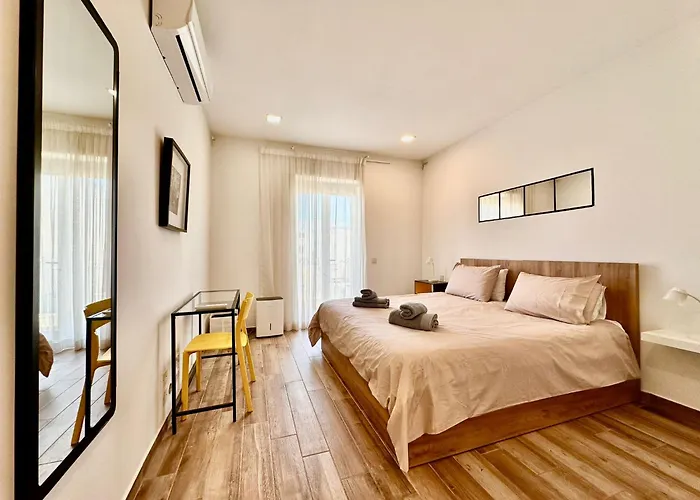 Charming Retreat Off The Sea Front Apartman Gżira