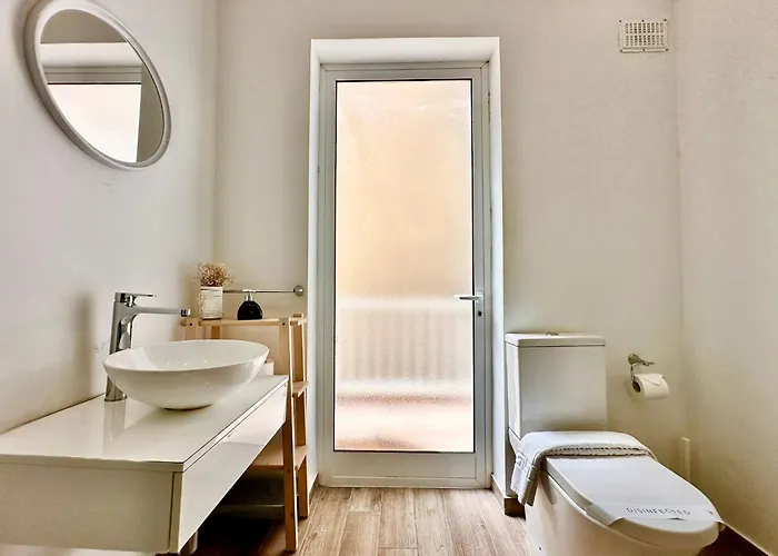 Charming Retreat Off The Sea Front Apartman Gżira